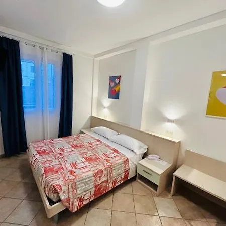 Hotel Aurora San Vincenzo Buitenkant foto