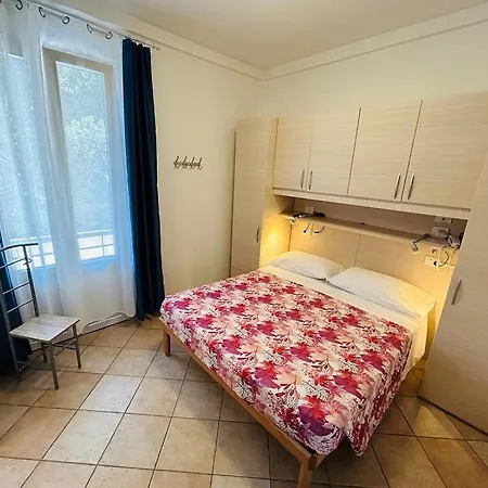 Hotel Aurora San Vincenzo Buitenkant foto